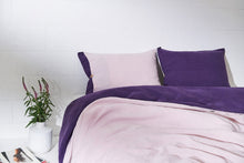 Lade das Bild in den Galerie-Viewer, Wende- Bettbezug Lilac/Purple
