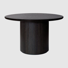 Lade das Bild in den Galerie-Viewer, Moon Dining Table - Round, 120cm diameter, Wood top
