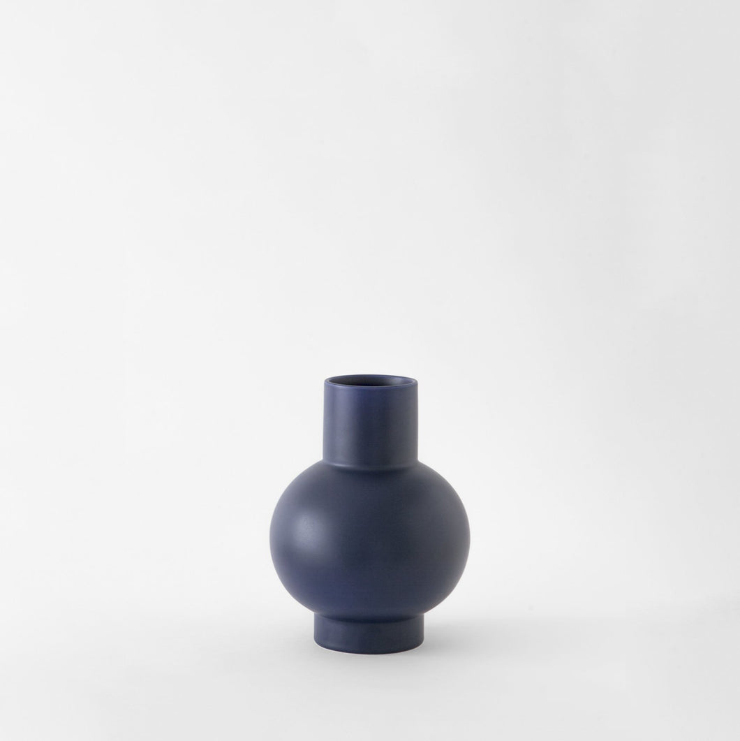 Nicholai Wiig-Hansen - Strøm - Vase - small - blue