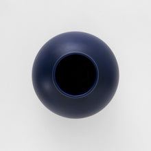 Lade das Bild in den Galerie-Viewer, Nicholai Wiig-Hansen - Strøm - Vase - xl - blue
