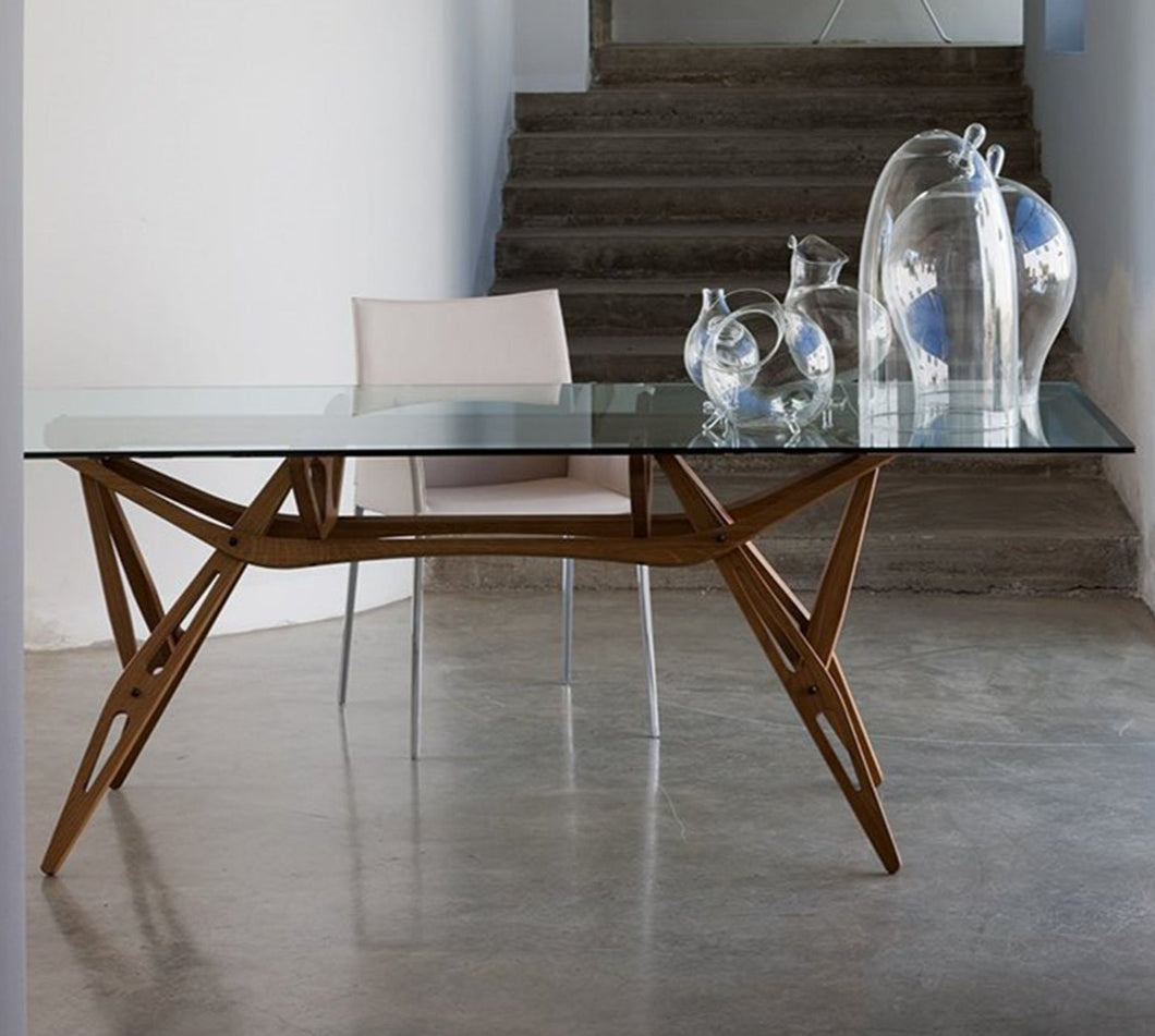 Reale Table, 1946